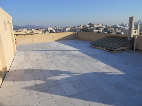ΠΟΛΥΚΑΤΟΙΚΙΑ ΣΤΟ ΚΟΡΩΠΙ
